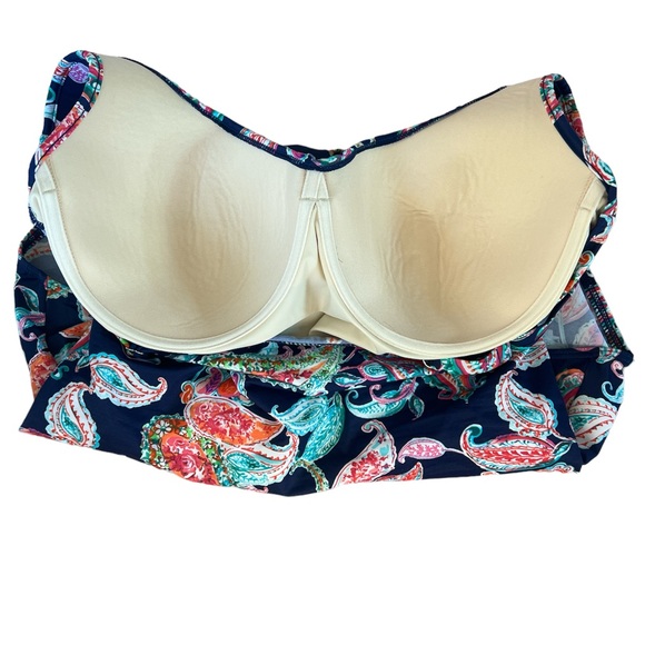 Miraclesuit Amici V-neck One Piece Swimsuit - Picture 5 of 11